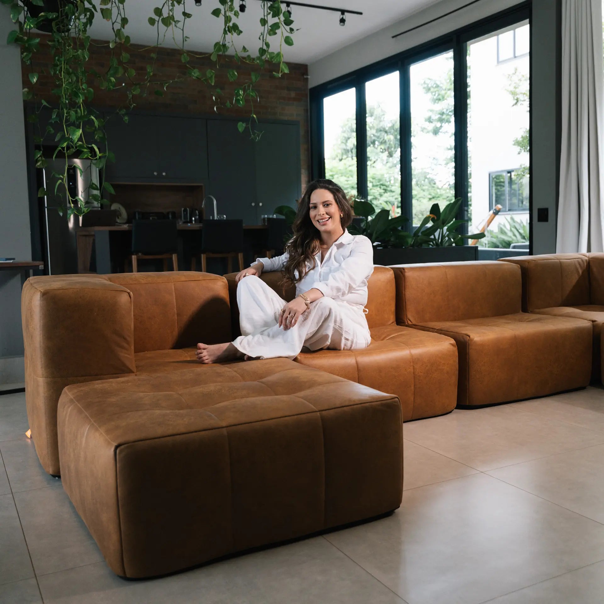 Modular 3-seater sofa in a box, brown poly-leather.