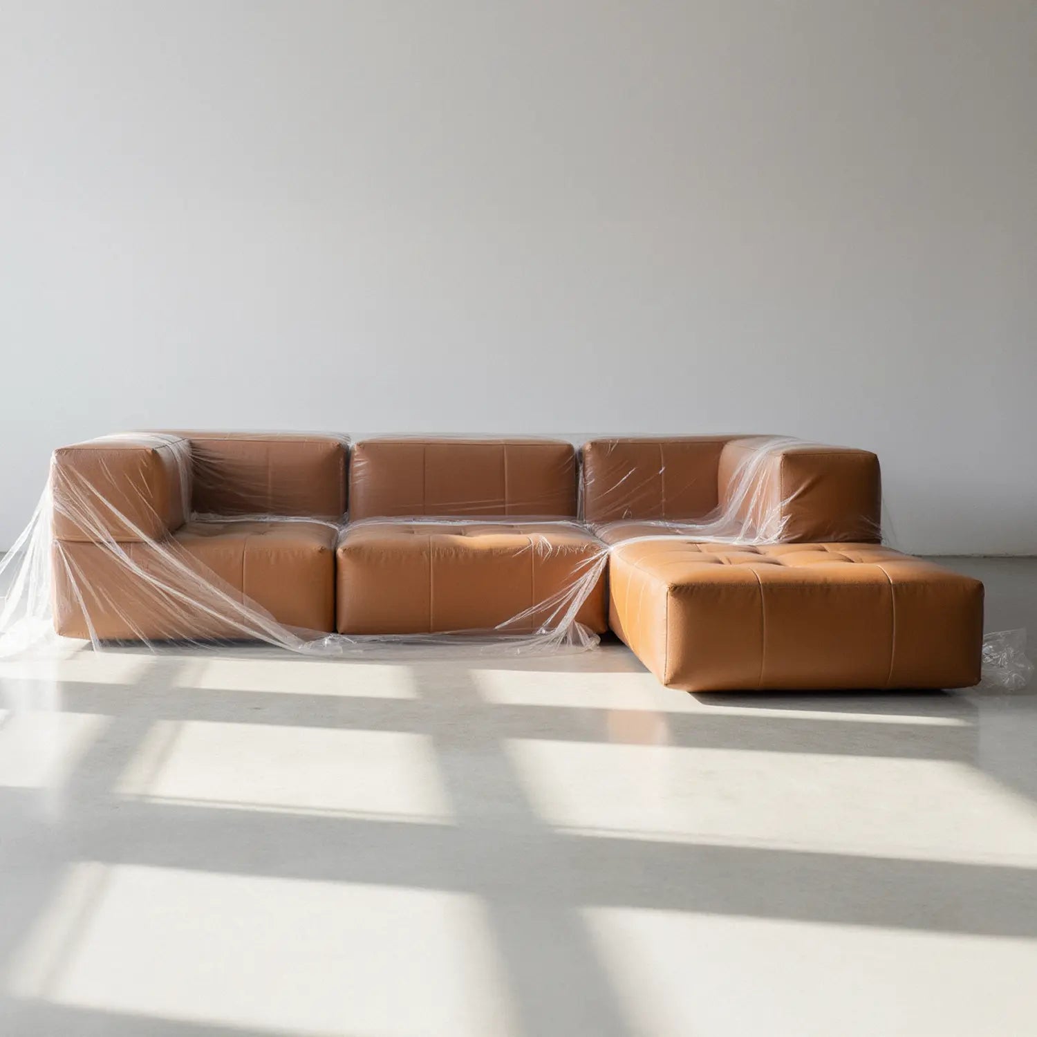 Modular 3-seater sofa in a box, brown poly-leather.