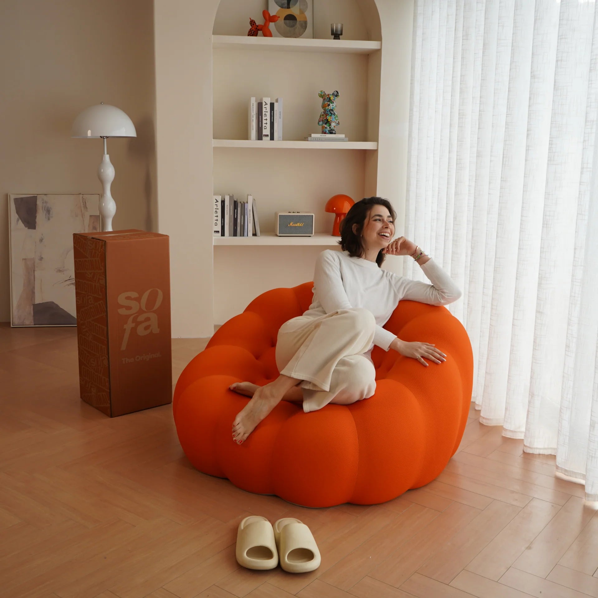 Cosmo 1-seater sofa in a box, in Boucle - Orange