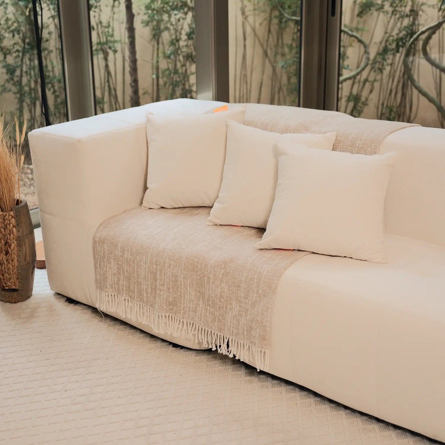 Footrest in Boucle - Sofa in a Box - Linen