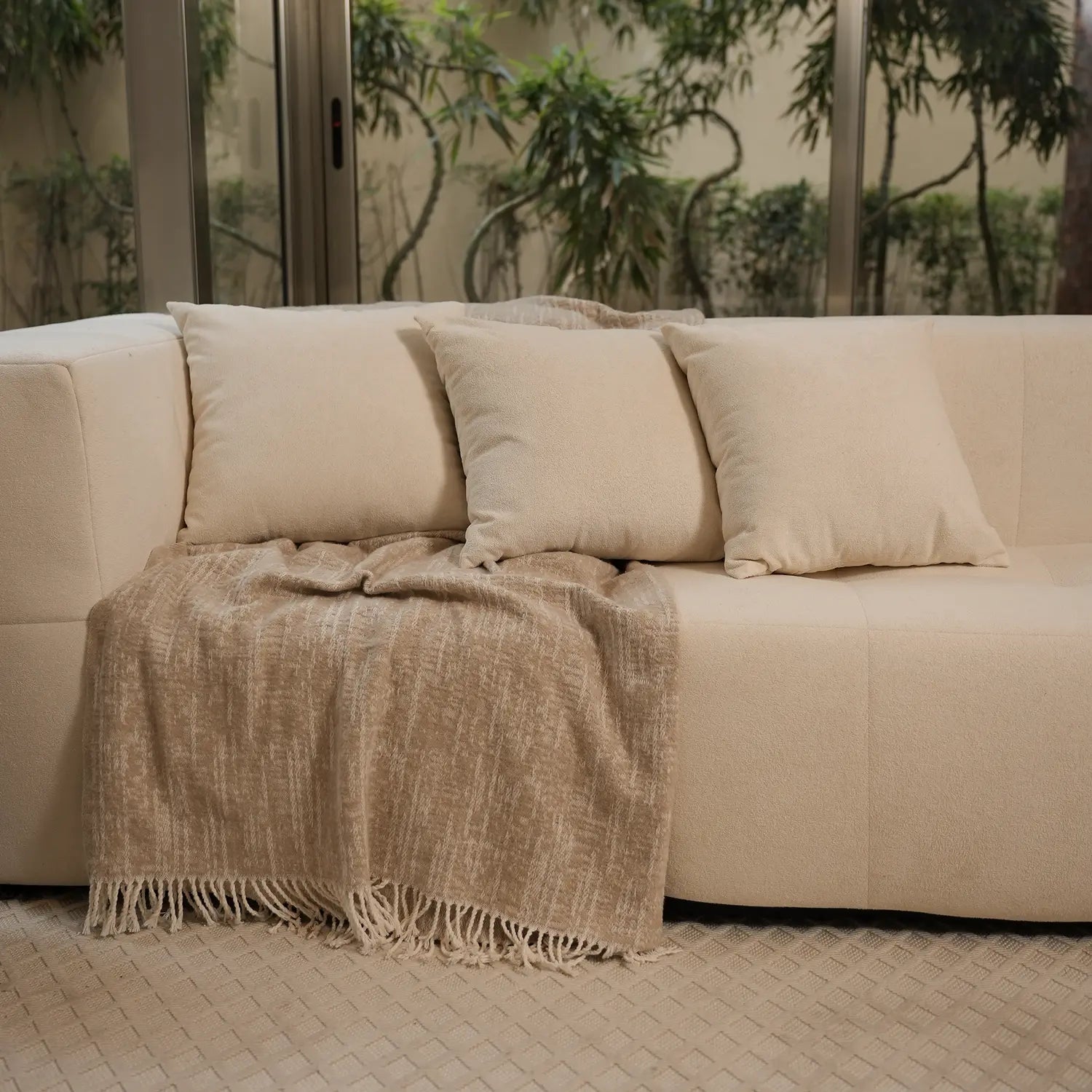 Footrest in Boucle - Sofa in a Box - Linen